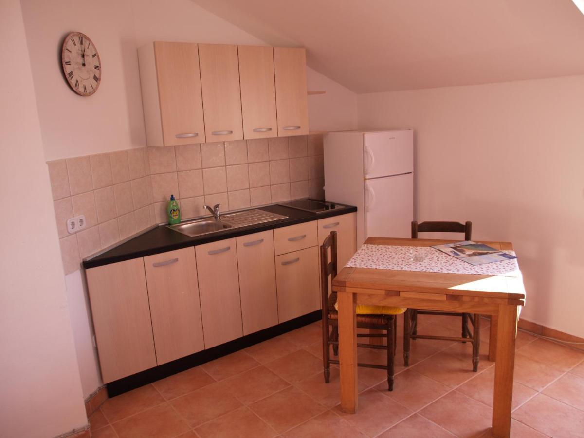 Apartmani "Jadran" Паг Экстерьер фото