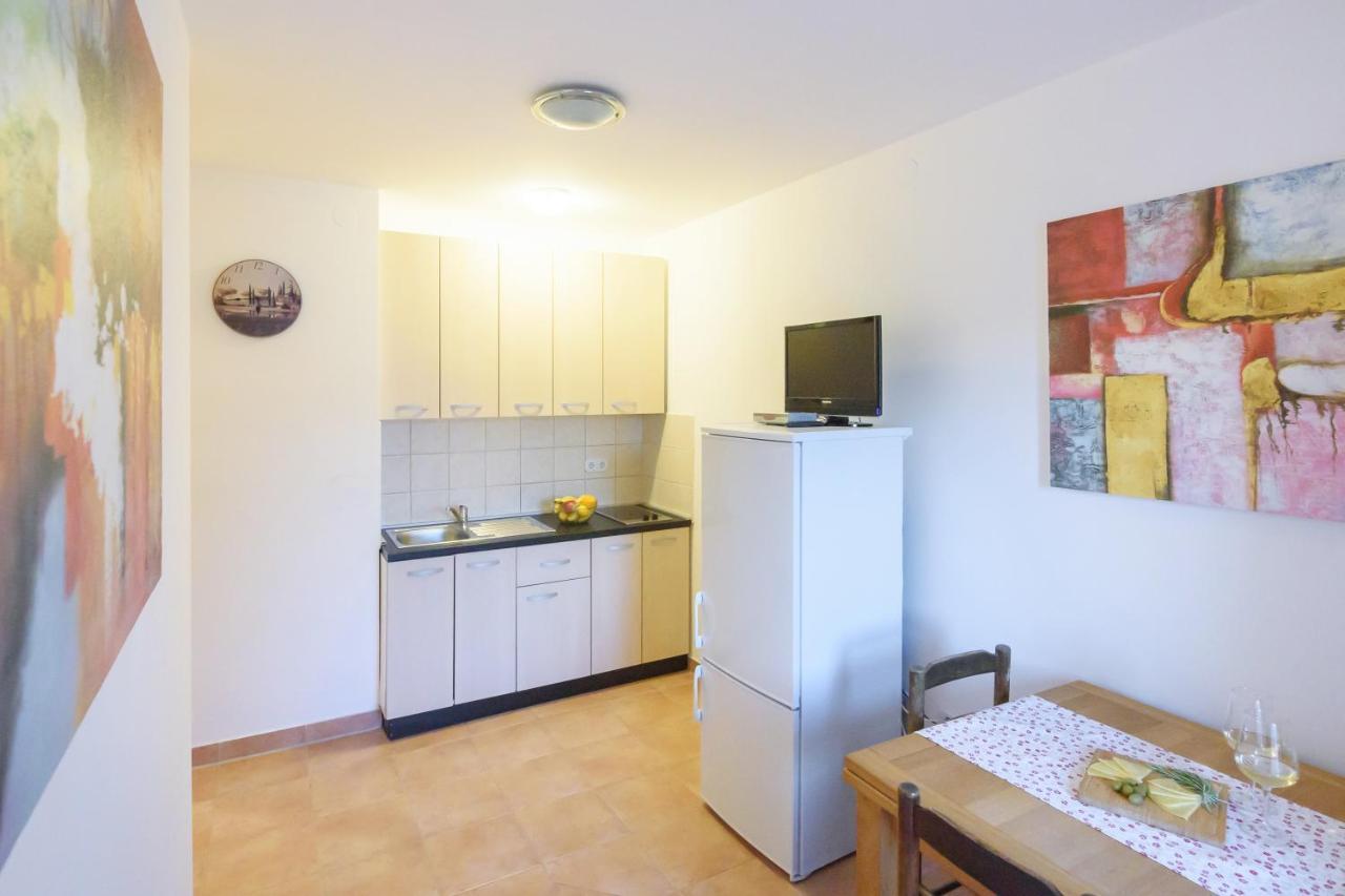 Apartmani "Jadran" Паг Экстерьер фото