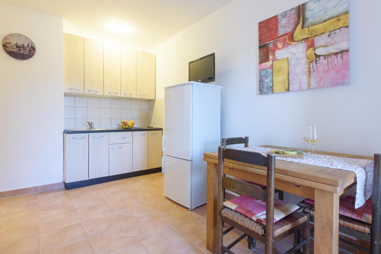 Apartmani "Jadran" Паг Экстерьер фото